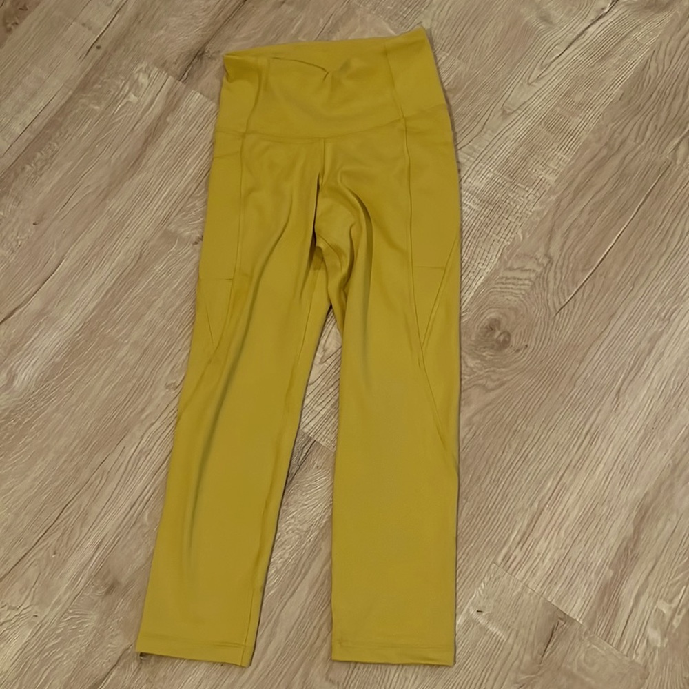 Old Navy - elevate leggings, go dry - XS